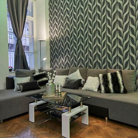 Feel Different Apartment Budapest Exterior photo